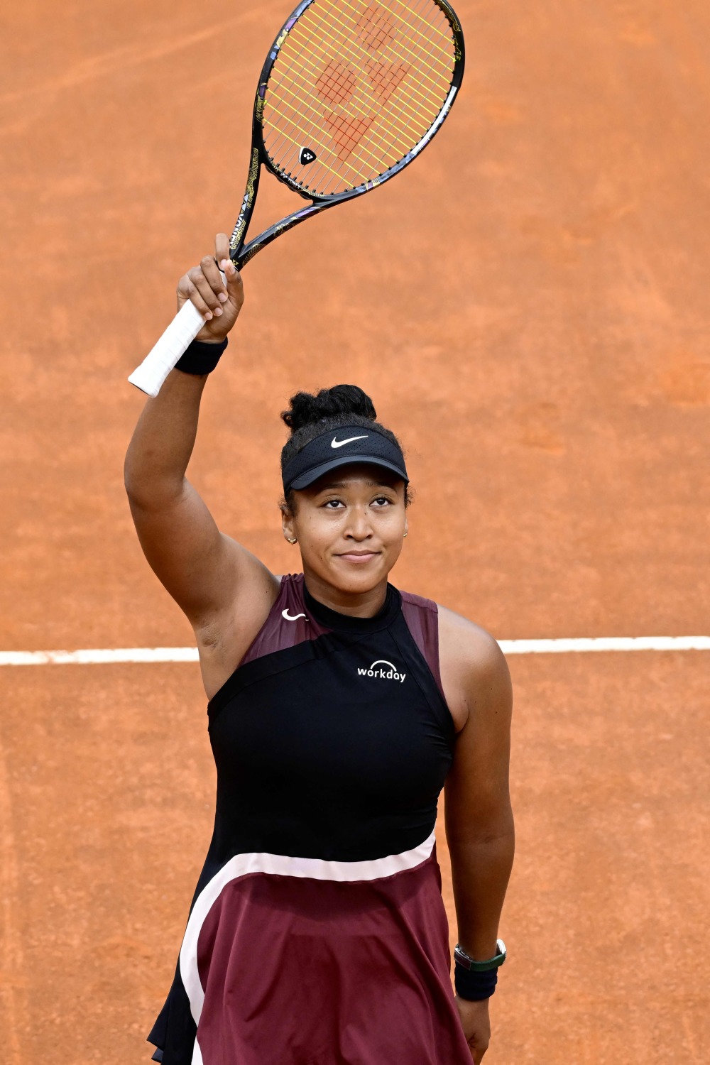 开云体育-湖人引发争议！，大坂直美官方宣布表现优异新规再创辉煌时刻(湖人轰下141分)