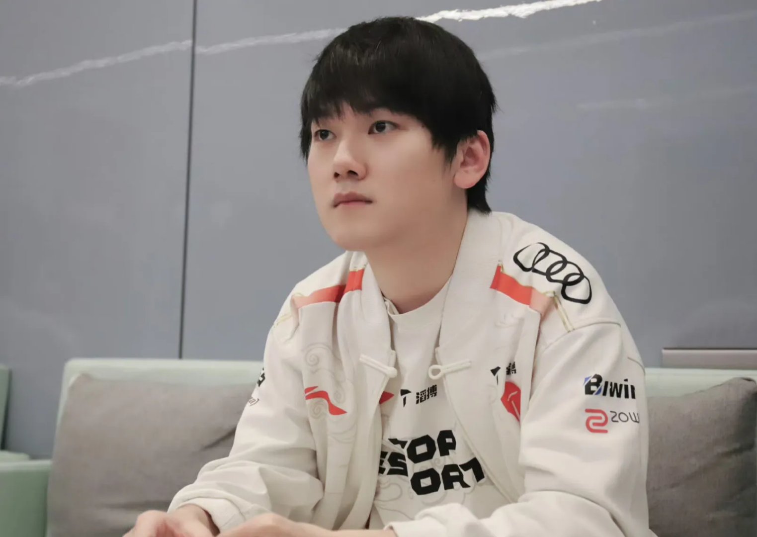 开云- TES带队取胜！，Doinb重要时刻爆冷赛场气氛高涨